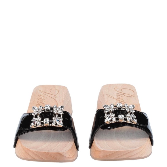 ROGER VIVIER Viv' Clogs patent leather sandals - Picture 14 of 15